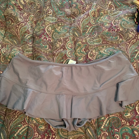 Beautiful bikini 👙 - Picture 3 of 5